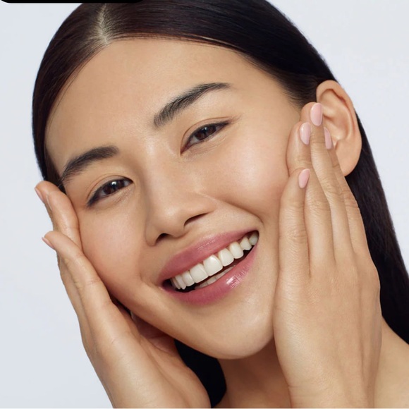 NWT 111SKIN Celestial Black Diamond Brightening Essence 30ml/1.01 oz - Picture 2 of 7